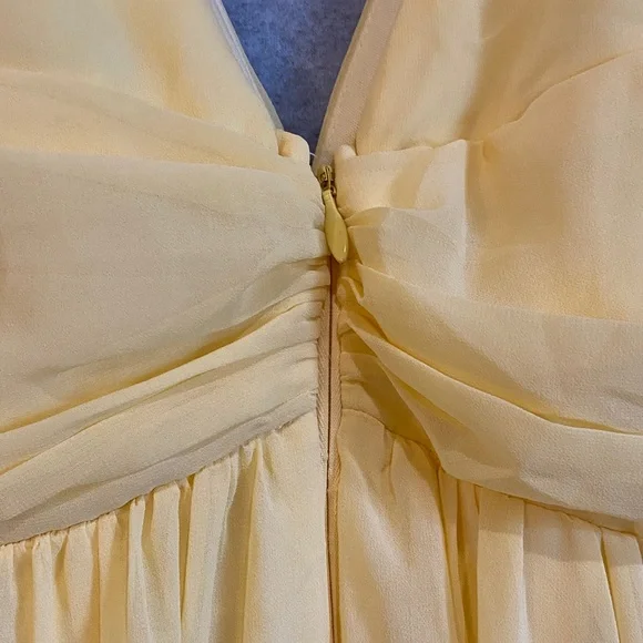 Formal Spring Gown - Picture 7 of 13